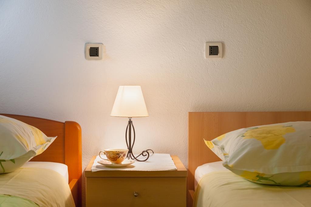 Beach Resort Apartments Bucina Baška Voda Екстериор снимка
