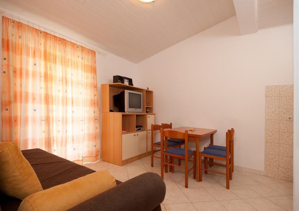Beach Resort Apartments Bucina Baška Voda Екстериор снимка