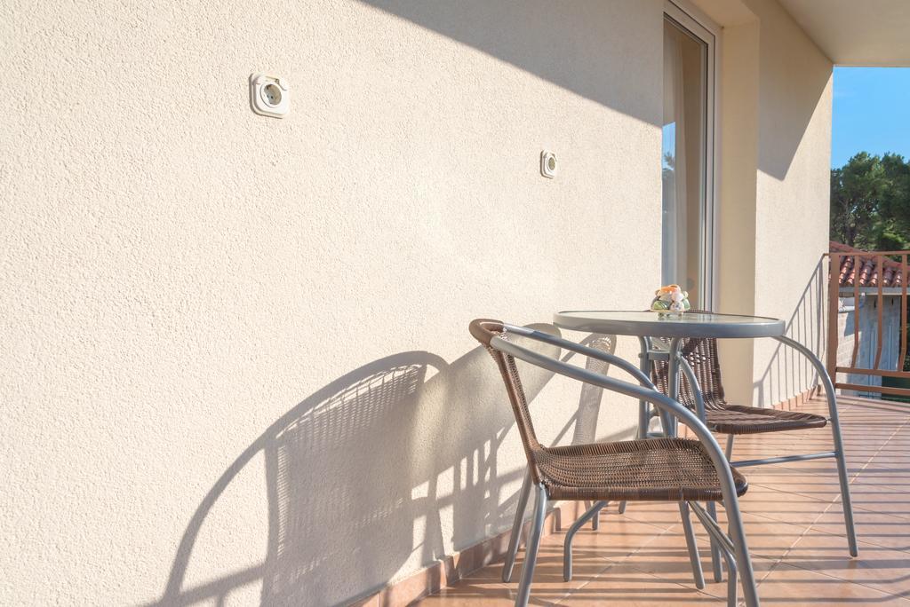 Beach Resort Apartments Bucina Baška Voda Екстериор снимка