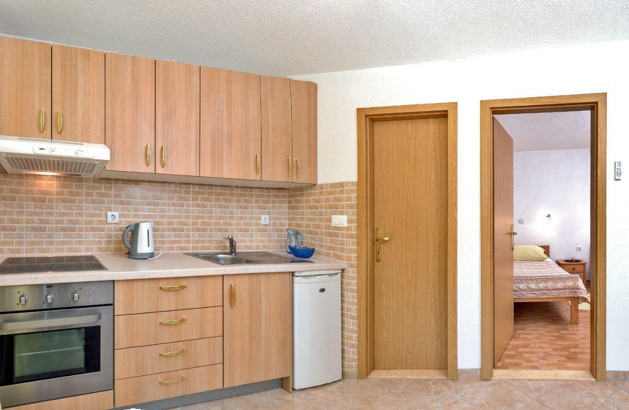 Beach Resort Apartments Bucina Baška Voda Екстериор снимка
