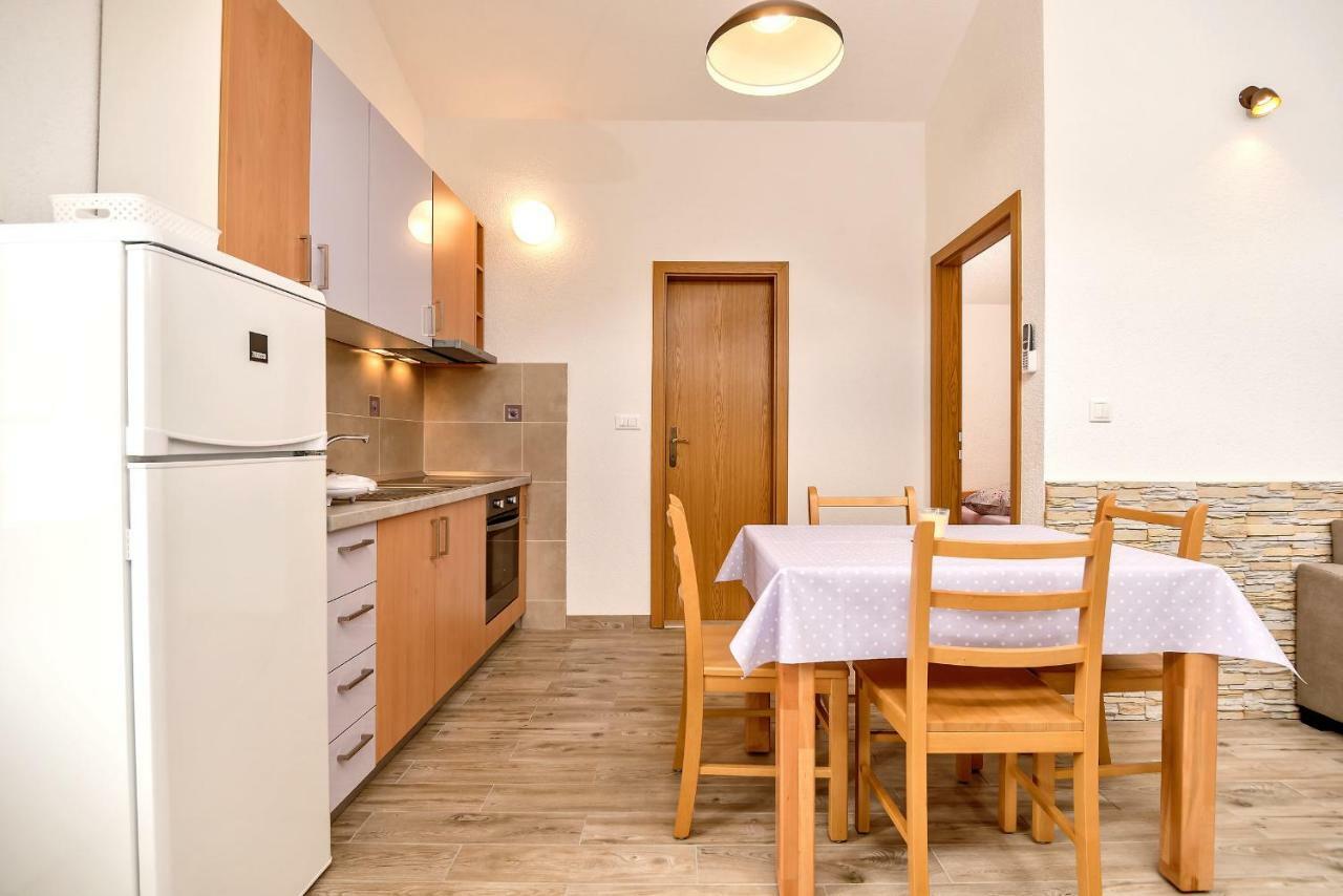 Beach Resort Apartments Bucina Baška Voda Екстериор снимка